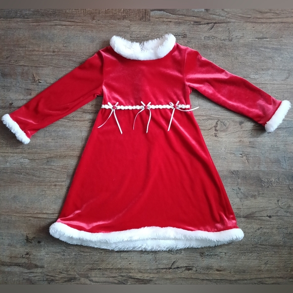 Youngland Other - Youngland Red Velvet Christmas Dress with White Trim Size 5